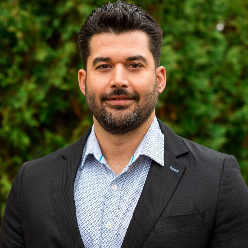 <center>Miguel Baquero</center>